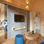 Baumhotel Hotel *