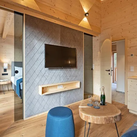Baumhotel Hotel *